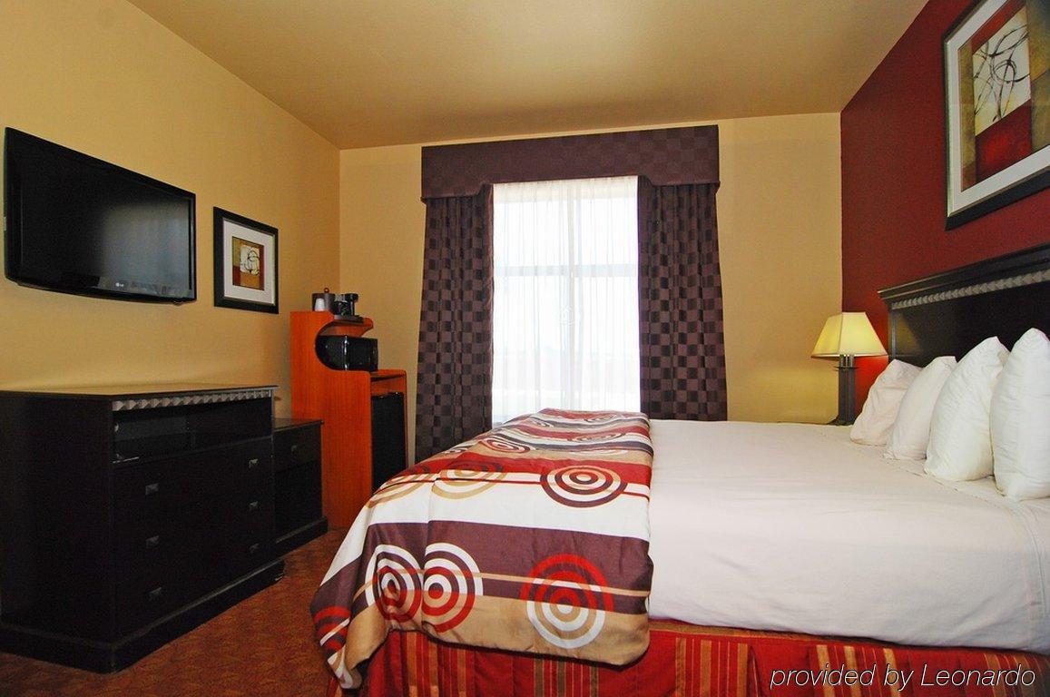 Quality Inn & Suites Buda Habitación foto